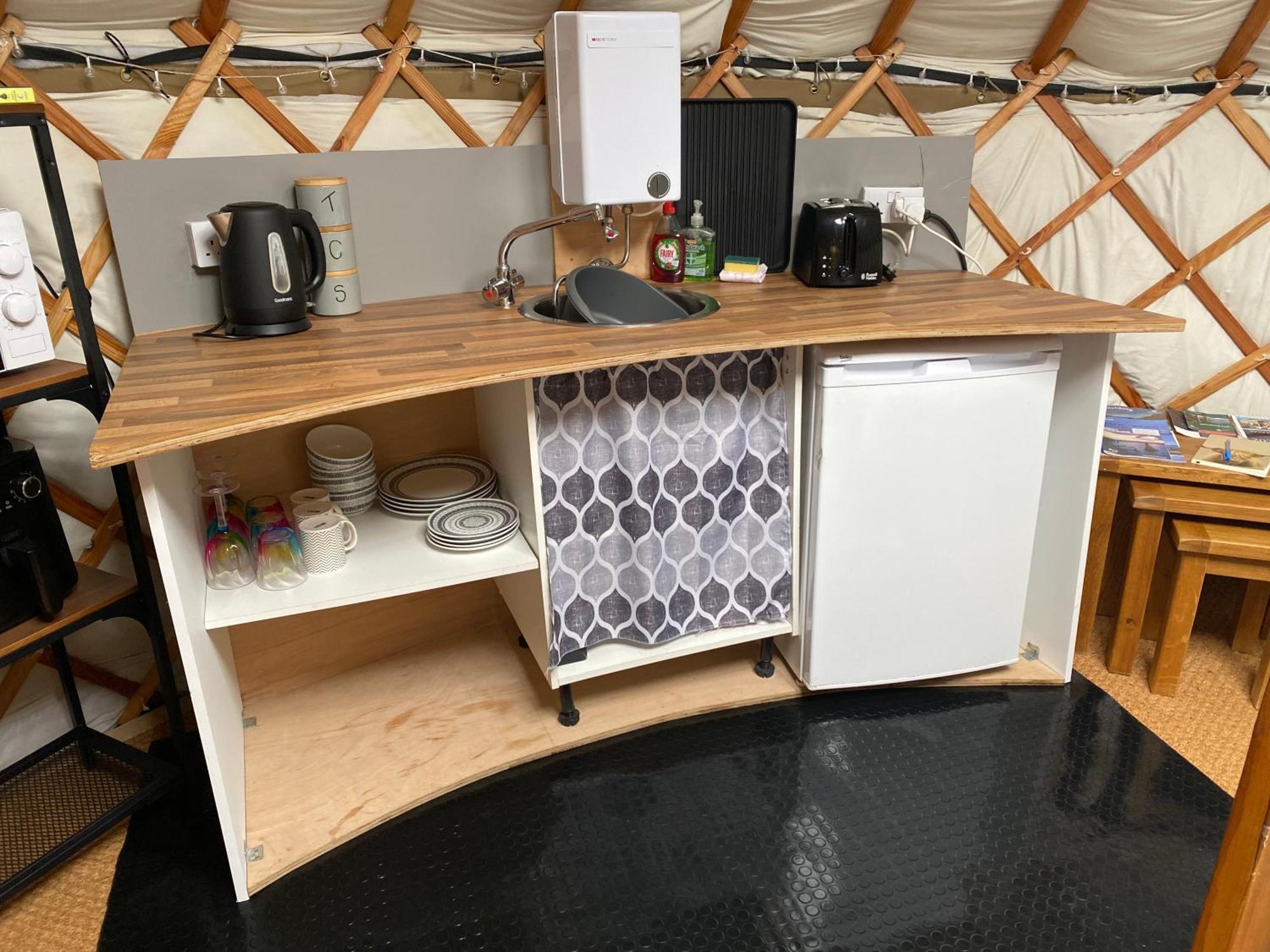 Beinn Shieldaig Yurt מראה חיצוני תמונה